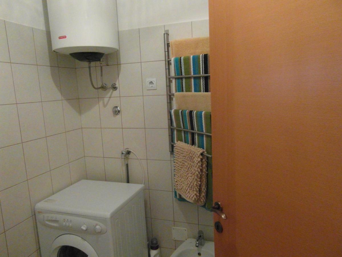 Bentley - Sea-View - 2 Bedroom Apartment Premantura Eksteriør billede