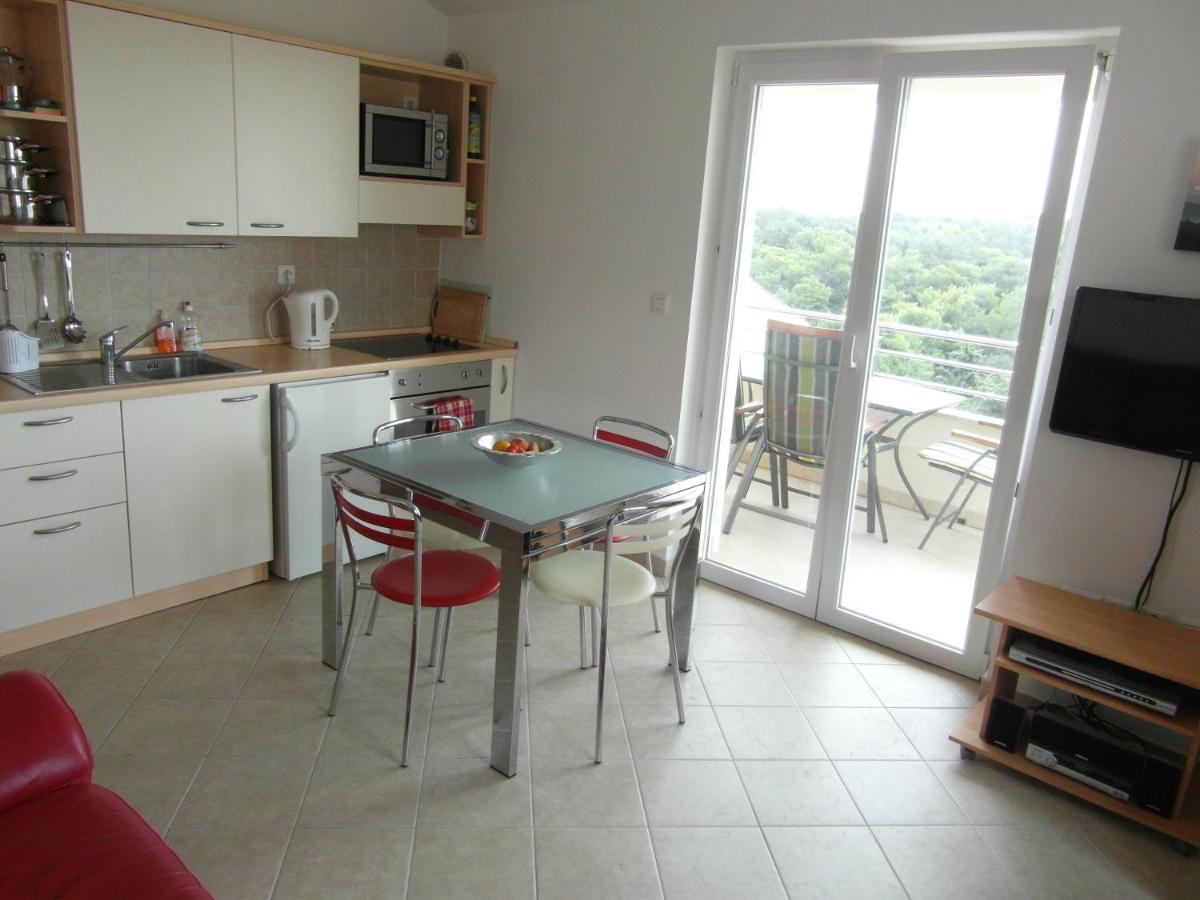 Bentley - Sea-View - 2 Bedroom Apartment Premantura Eksteriør billede